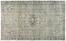 Vintage Distressed Rug Peliron