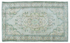 Vintage Distressed Rug Tysaria