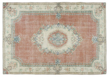 Vintage Distressed Rug Leyara