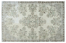Vintage Distressed Rug Olanira