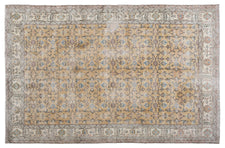 Vintage Distressed Rug Clyren