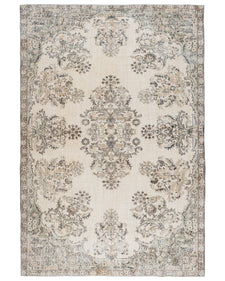 Vintage Persian Rug Pelona