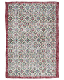 Vintage Distressed Rug Beleina