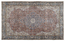 Vintage Distressed Rug Zovra