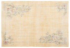 Vintage Distressed Rug Zada
