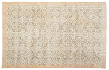 Vintage Distressed Rug Hosna