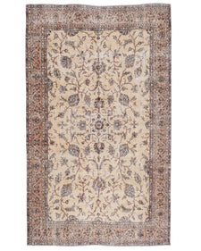 Vintage Distressed Rug Melaela