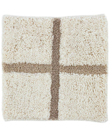 Taylor in cream swatch