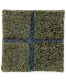 Taylor in moss swatch