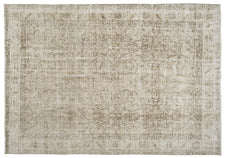Vintage Distressed Rug Peregrina