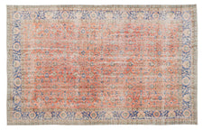Vintage Distressed Rug Jochum