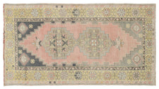Vintage Turkish Rug Sumie
