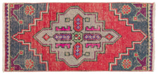 Vintage Turkish Rug Levan
