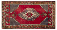 Vintage Turkish Rug Ughis