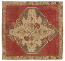 Vintage Turkish Rug Adlynn
