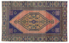 Vintage Turkish Rug Genioara
