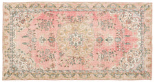 Vintage Distressed Rug Dagrunn