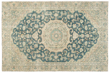 Vintage Distressed Rug Pyt