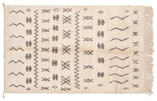 Vintage Moroccan Rug Trix
