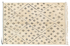 Vintage Moroccan Rug Nisveta