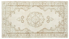 Vintage Distressed Rug Heredio