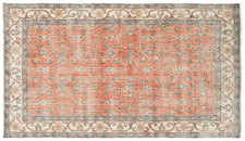 Vintage Distressed Rug Nejra