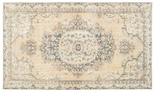 Vintage Distressed Rug Guislaine