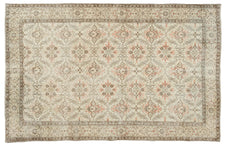 Vintage Distressed Rug Pilade