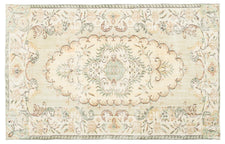 Vintage Distressed Rug Glwadys
