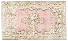 Vintage Distressed Rug Entela