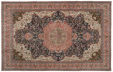 Vintage Distressed Rug Wunnibald