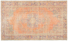 Vintage Distressed Rug Maiko