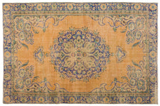 Vintage Distressed Rug Zarinah