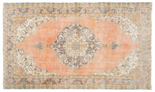 Vintage Distressed Rug Rusanka