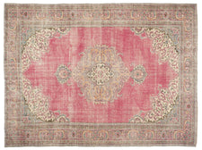 Vintage Distressed Rug Efka